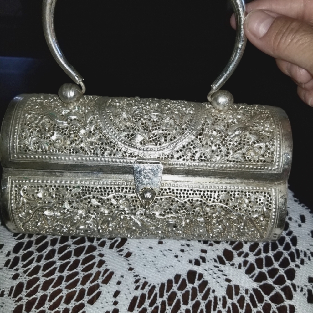 Vintage design silver cocktail bag